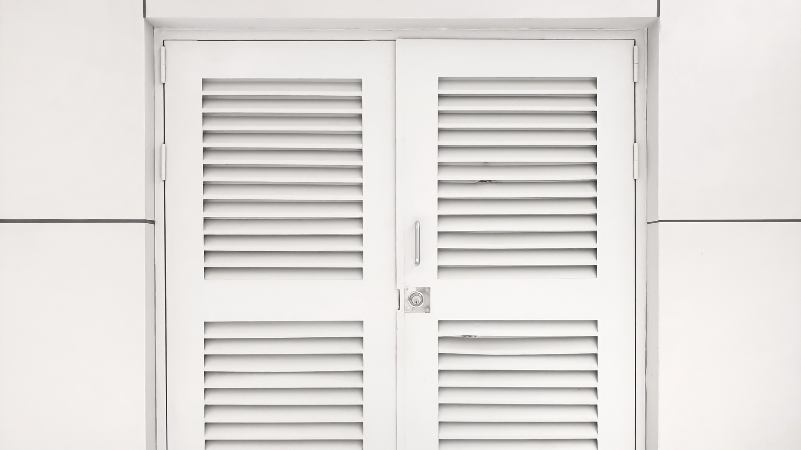 Tips For Dusting Those HardToReach Crevices In Louvered Closet Doors