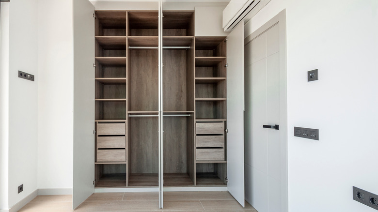 closet