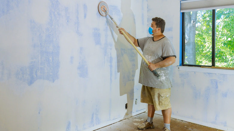 Using vacuum sander on wall