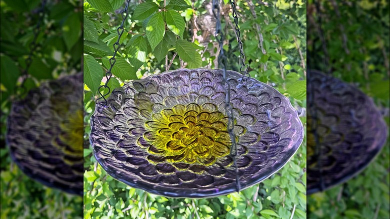 Backyard Glory's 15-inch Lilac/Yellow Glass Complete Birdbath