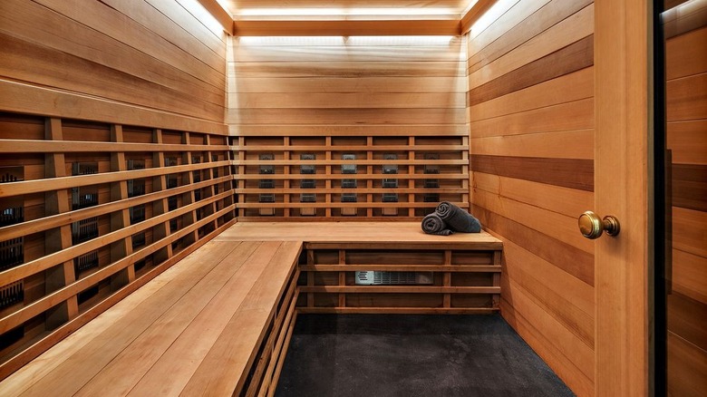 nyc sauna room 