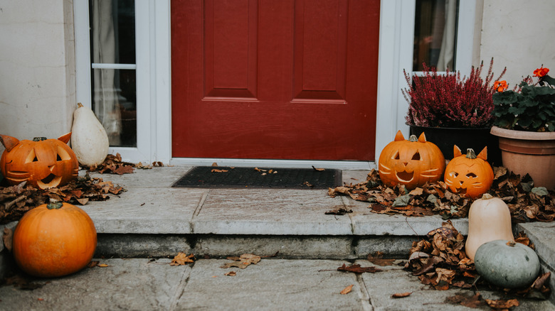 House exterior decorated for fall