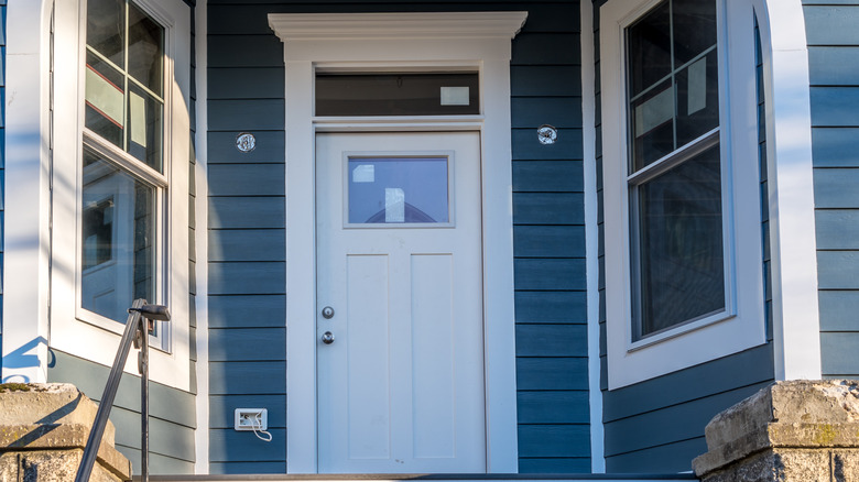 Door casing trim