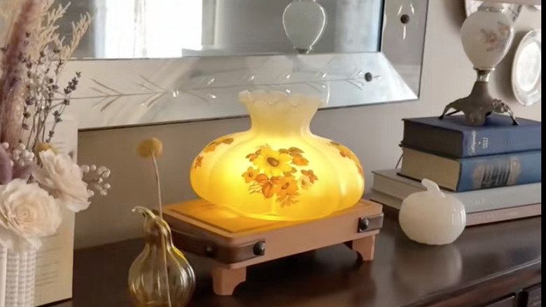 Video depicting lampshade lighting hack