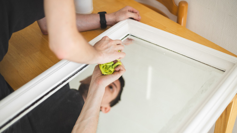 Turn An Old Mirror Into Beautiful Artwork Decor