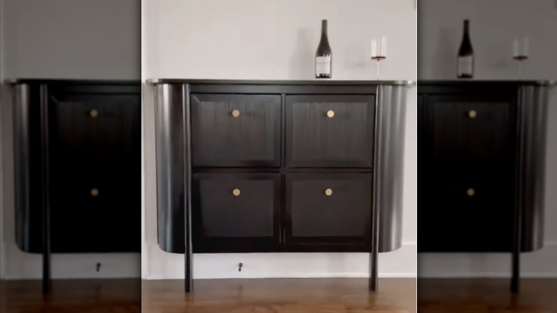 This black wine bar was created from an unused shoe rack.