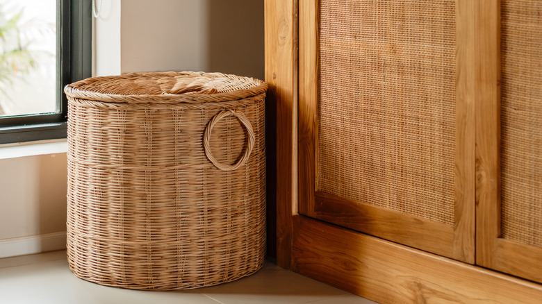 A basket with a cover placed on top