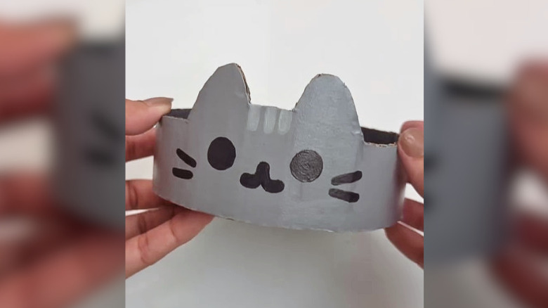 Cardboard cat storage bin