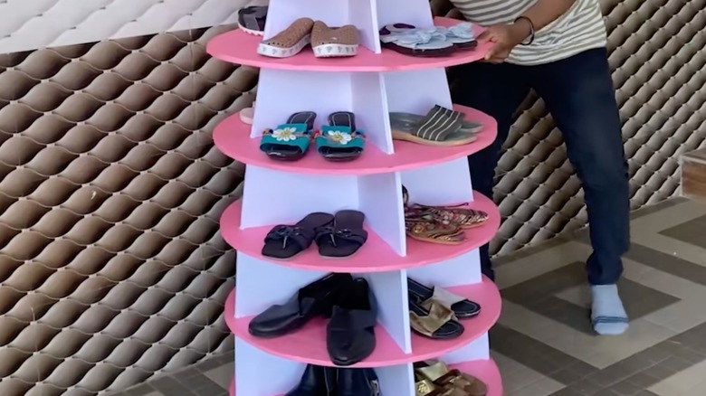 Shelves made of cardboard and paint