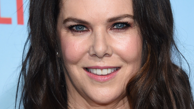 close up of Lauren Graham