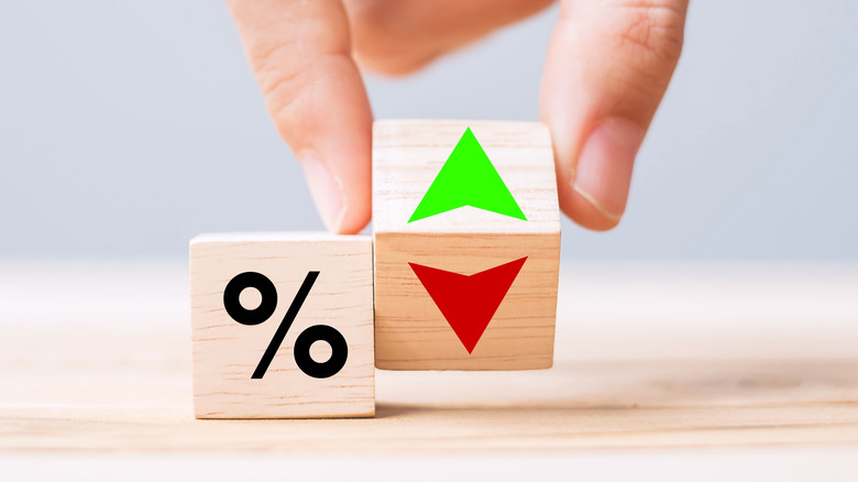 Mortgage rate wooden blocks