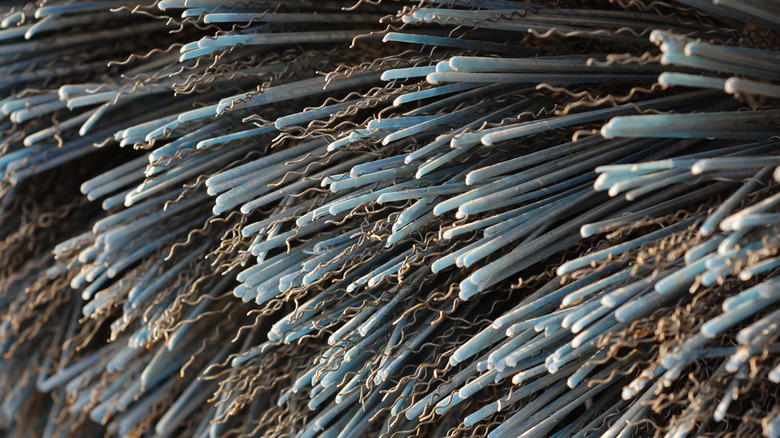 Steel broom bristles