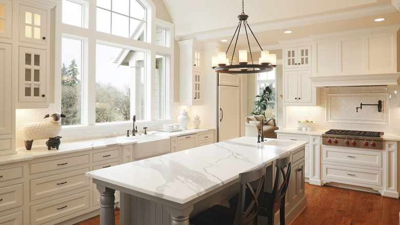 Modern farmhouse kitchen with chandelier