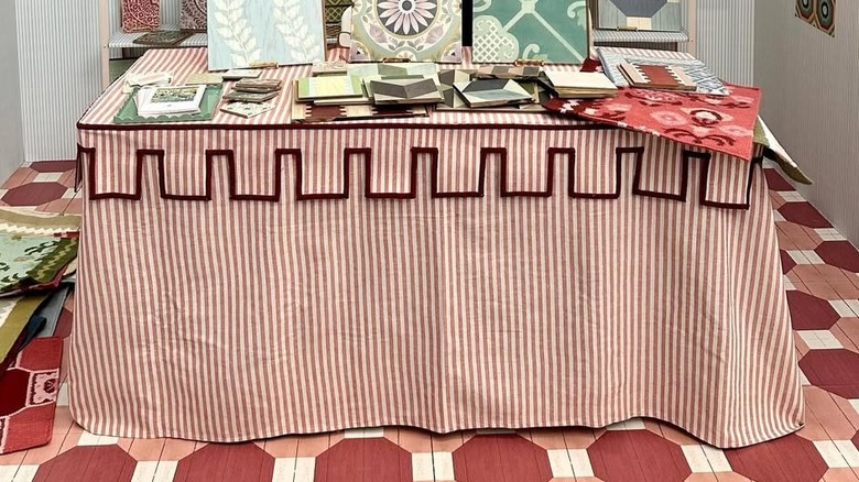 Fabric bunting valance trend