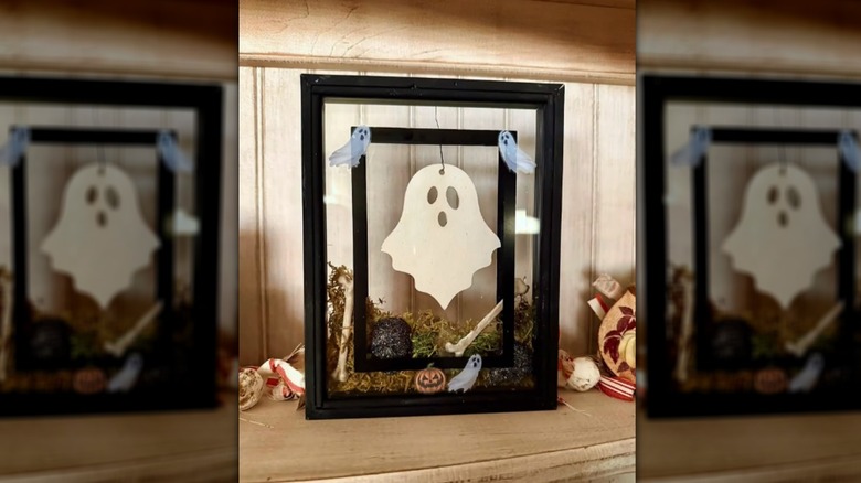 A screenshot and mirrored image of the final product of a Halloween shadowbox