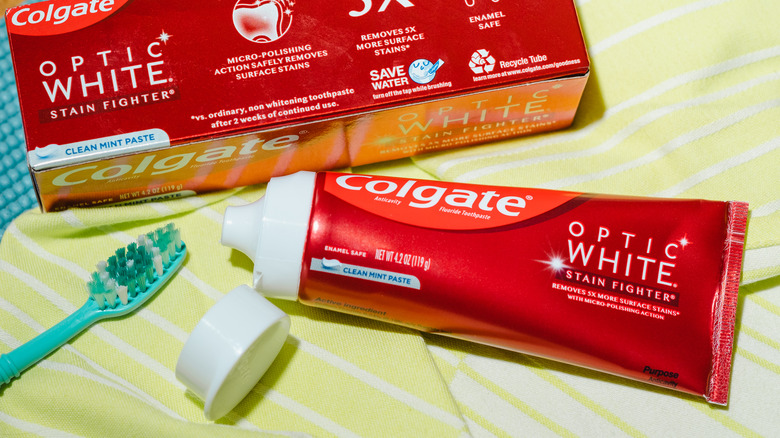 Colgate stain-fighting toothpaste 