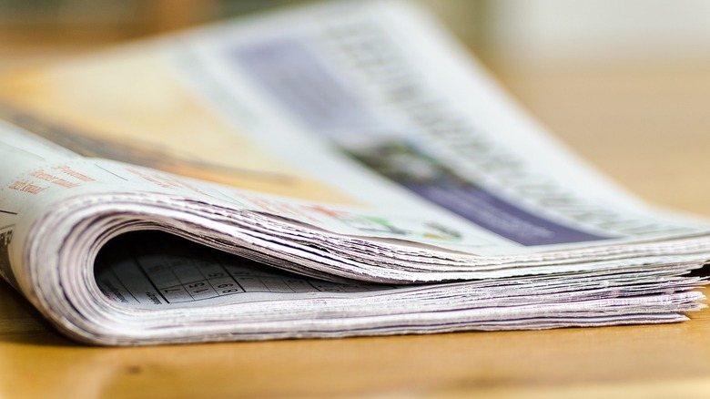 giornale piegato