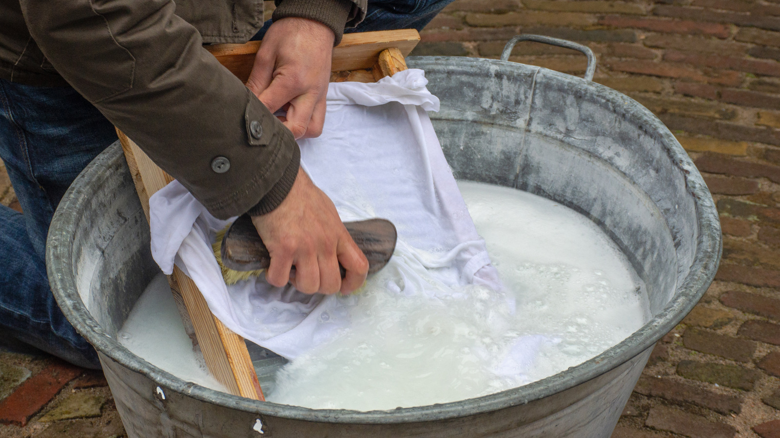 Using A Laundry Washboard In A Digital Age Sounds Crazy, Until You Know