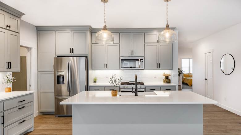 clear glass pendant lights