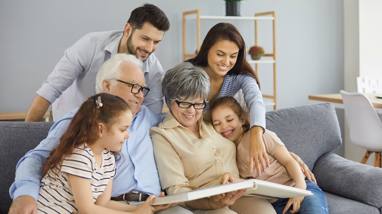 Family reading together 