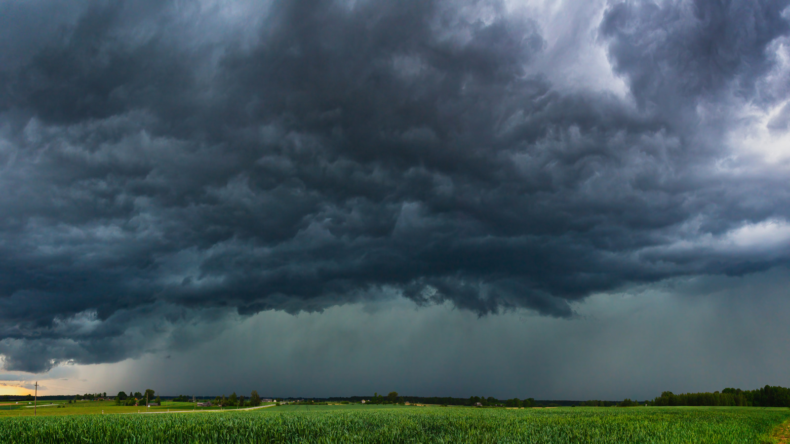 Ways To Prepare For A Severe Summer Storm