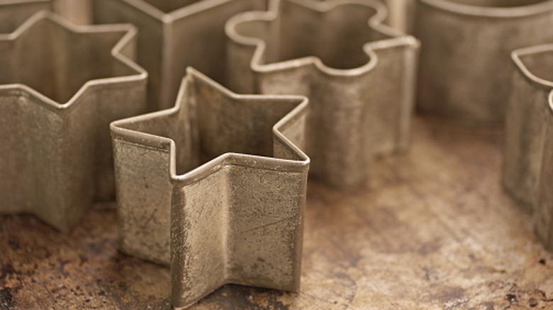 17 Ways You Could Be Repurposing Cookie Cutters Around Your Home