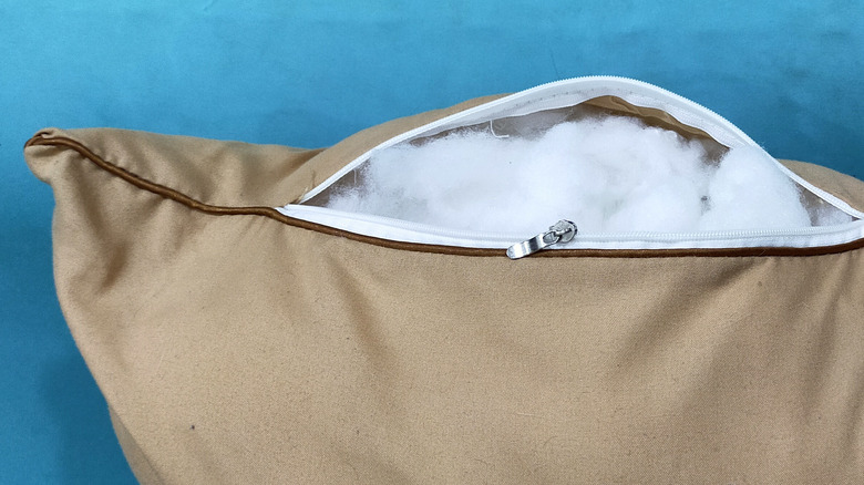 broken zip on cushion