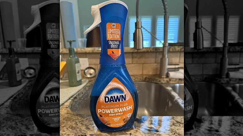 Dawn platinum plus powerwash pumpkin spice dish spray