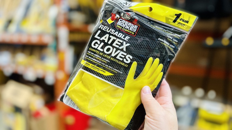 package of latax gloves
