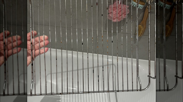 Dirty oven grate