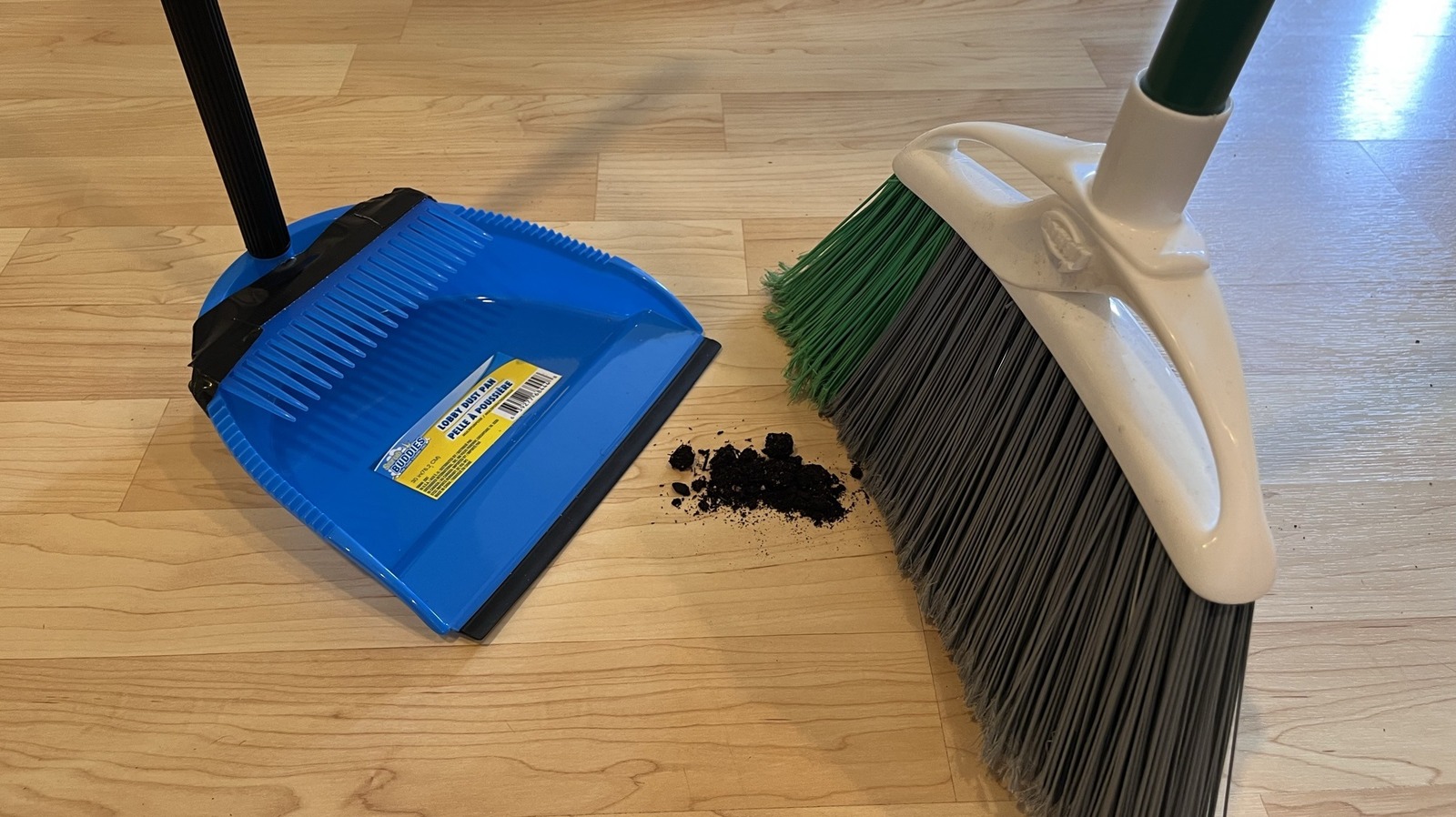 we-tried-the-dollar-tree-hack-for-making-a-dustpan-scraper-with