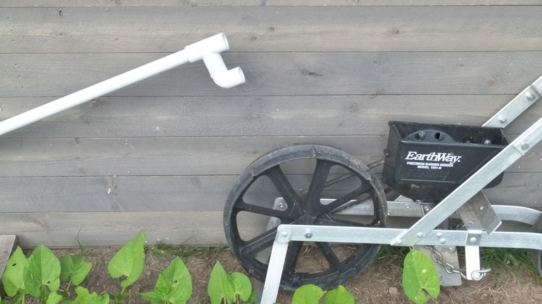 earthway seeder and pvc pipe