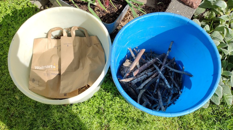 filling mineral tubs for planters