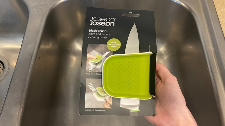 Joseph Joseph BladeBrush over sink