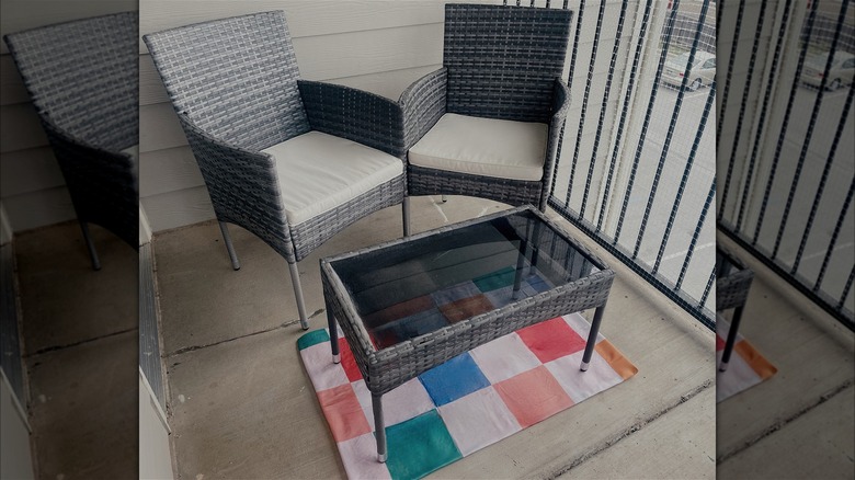 DIY outdoor rug