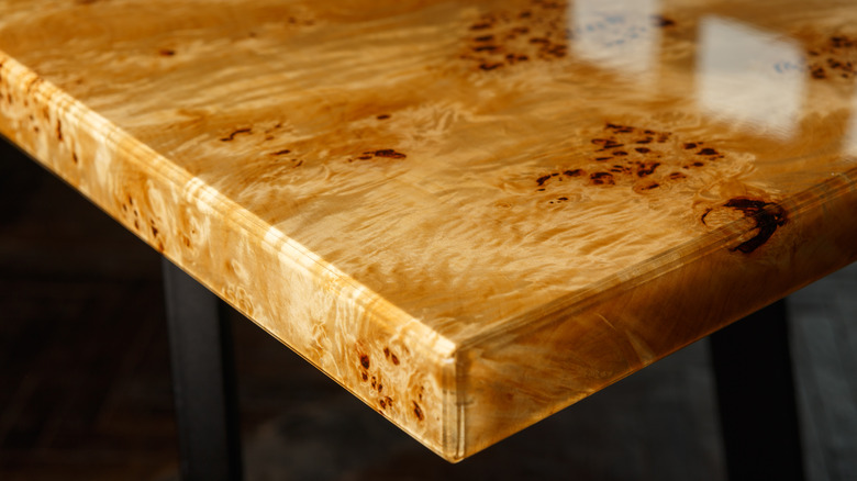 burl wood table corner