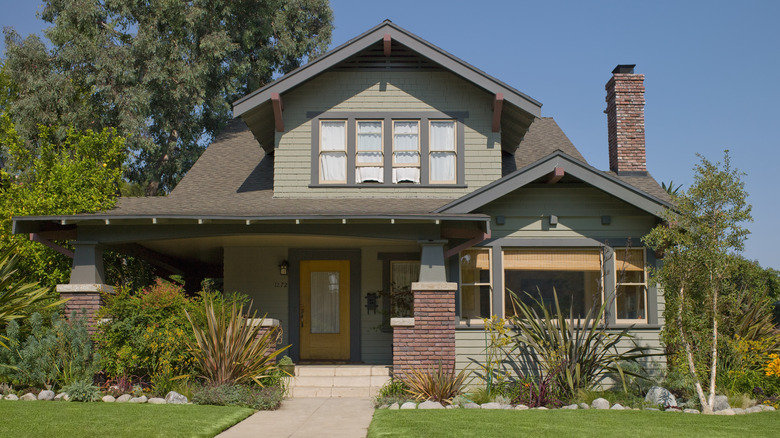 Exterior of Craftsman home