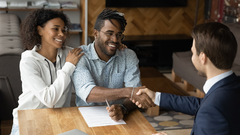 Buyers discussing a deal