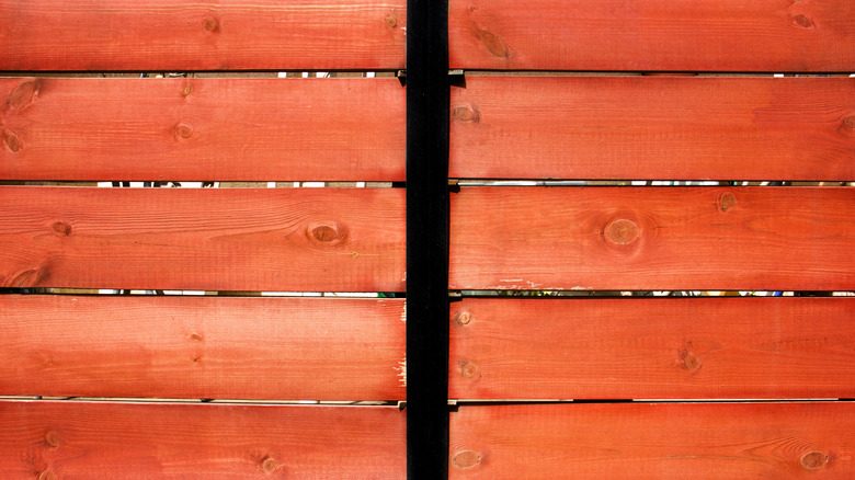 Horizontal redwood fence