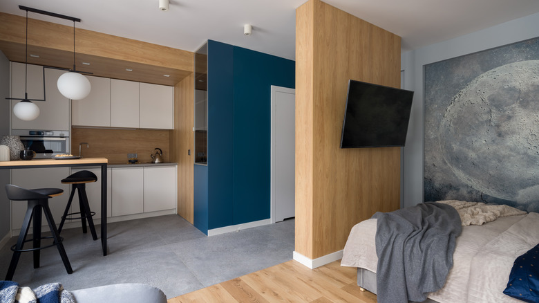 Interior of studio apartment 