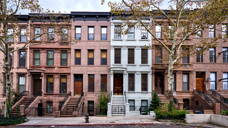 New York brownstone apartments