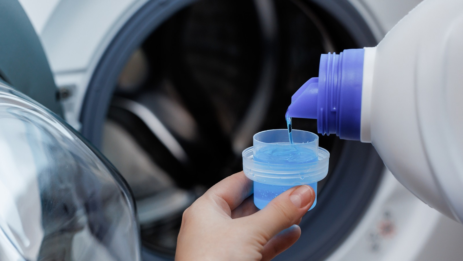 What Happens If You Put Fabuloso In The Washing Machine?