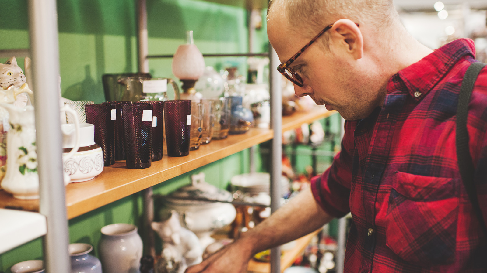 What Happens To Unsold Items At The Thrift Store?