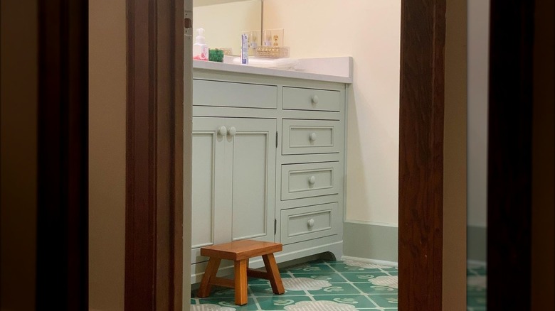 The folly hardwood floors in the kids' bathrooms