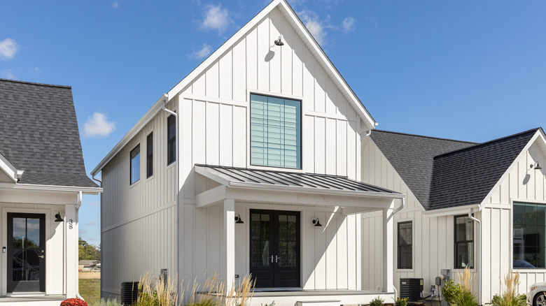 Hardie plank white exterior home