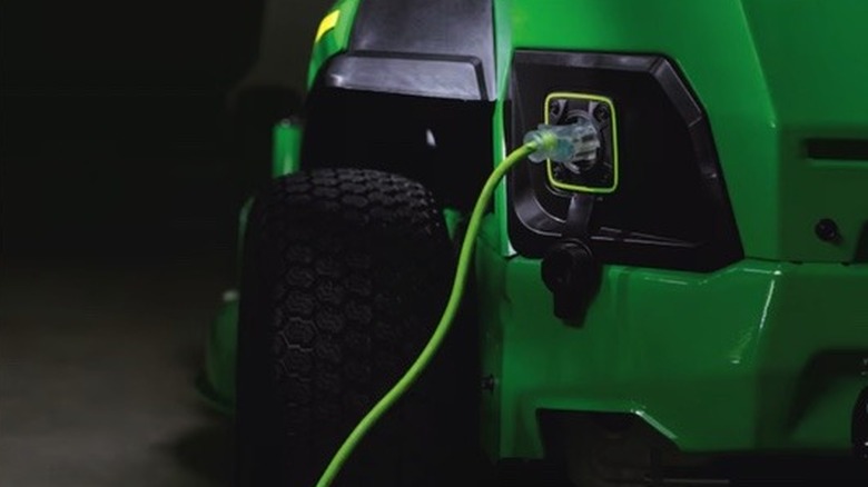 The John Deere Z370R electric riding charging