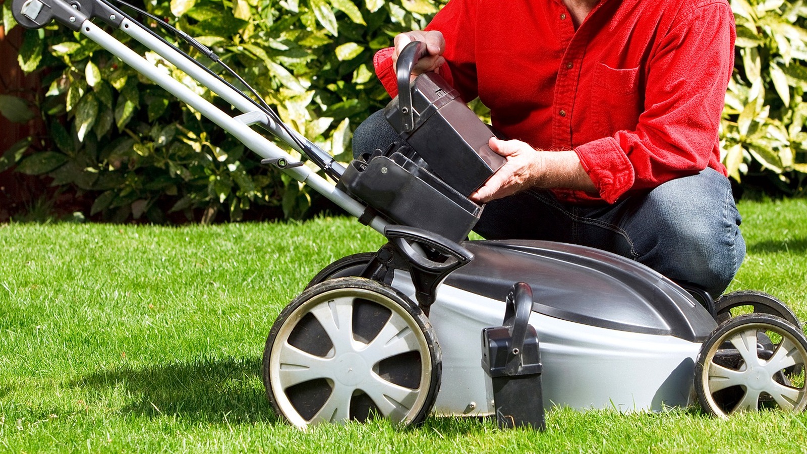 What Is The Safest Way To Dispose Of An Old Lawn Mower Battery?