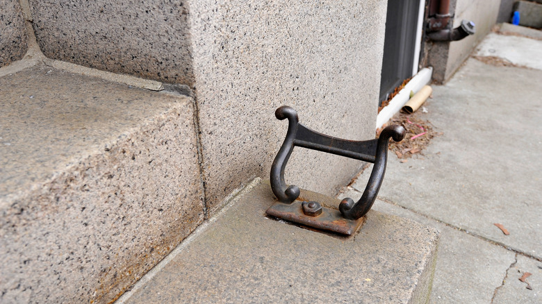 cast iron boot scraper