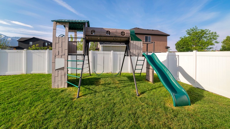 Backyard playset 