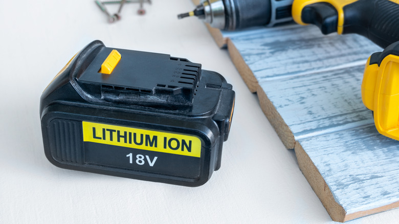 An 18V power tool battery